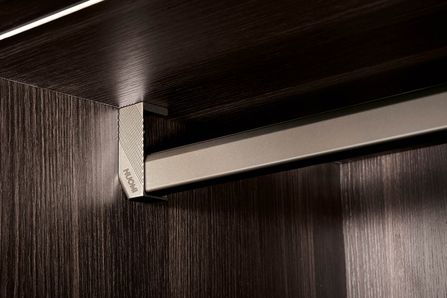 Violet Pro Series Clothes Hanging Rod